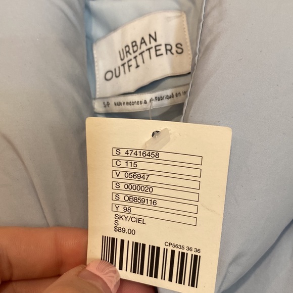 Urban Outfitters Puff Crop Jacket - Picture 4 of 7